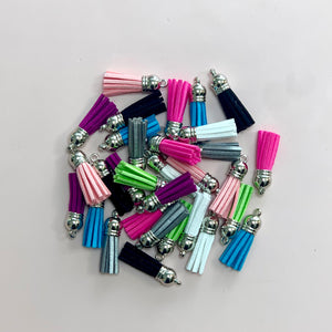 Custom Iridescent Acrylic Mom Keychain with Kids' Names and Tassel